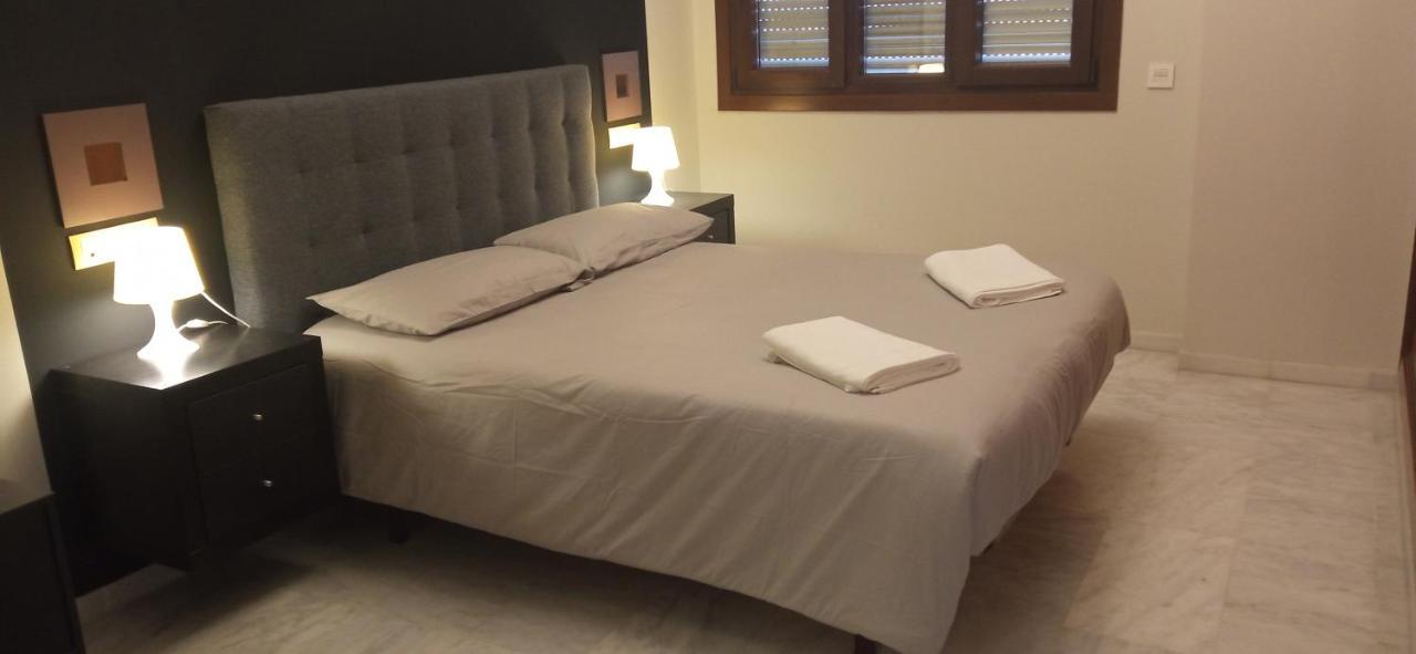 Fibes Lux Sevilla Este. Εξωτερικό φωτογραφία